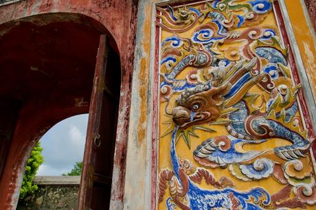 CRÓNICAS DE INDOCHINA: HUE, CIUDAD IMPERIAL CRÓNICAS DE INDOCHINA: HUE, CIUDAD IMPERIAL