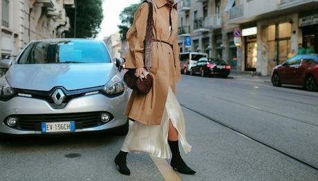 A la Caza de Tendencias: Botines Calcetín http://www.encasadeoly.com/2017/11/a-la-caza-de-tendencias-botines-calcetin.html