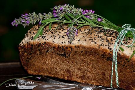 Pan de Avena y Lavanda con Masa Madre de Centeno