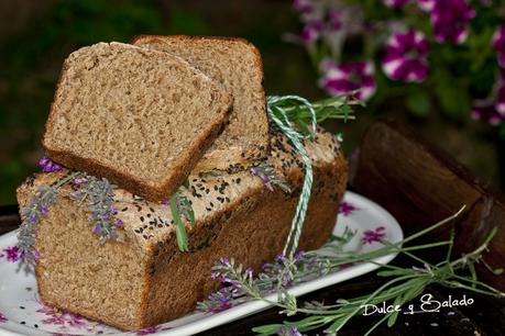 Pan de Avena y Lavanda con Masa Madre de Centeno