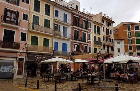 Hay vida más allá de la playa. Qué hacer en Mallorca en invierno Plaza d'En Coll de Palma qué hacer en Mallorca en invierno