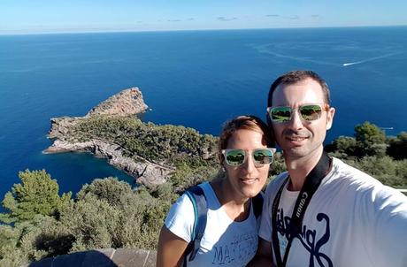 Hay vida más allá de la playa. Qué hacer en Mallorca en invierno Ante Sa Foradada y el azul del Mediterráneo qué hacer en Mallorca en invierno