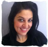 Fuego en los huesos (Hasta los huesos III) - Lena Valenti