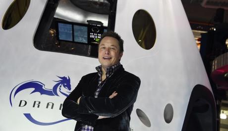 Elon Musk, el genio detrás de SpaceX, trabaja al menos 15 horas diarias