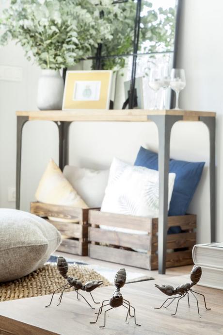 Espacios para disfrutar con amigos hormigas metalicas decoracion