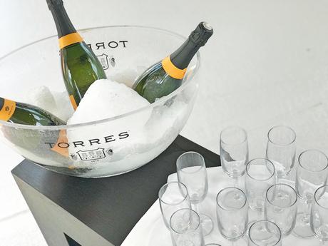 Descubriendo Anna Mora & Brunella con Maria Ángeles Descubriendo Anna Mora & Brunella con Maria Ángeles