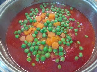 ALBÓNDIGAS A LA JARDINERA ALBÓNDIGAS A LA JARDINERA