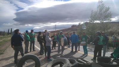 Cada media hora se abre el corte en Piedra del Aguila