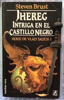 JHEREG. INTRIGA EN EL CASTILLO NEGRO. Steven Brust Portada del libro Jhereg. Intriga en el castillo negro, de Steven Brust