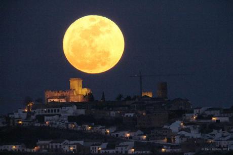 Éste 4 de diciembre La Luna nos mostrará su rostro más cercano. Estará a 357.492Km de nuestro planeta
