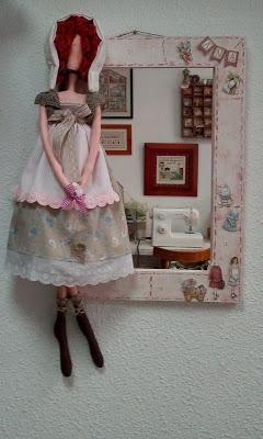 Espejo para recién nacida, Ana, esta vez con Thelma y dec...