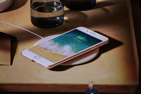 Cómo utilizar los diferentes cargadores de Apple para la batería de tu iPhone X / 8