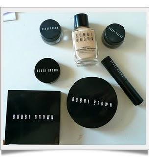 DE COMPRAS EN BOBBY BROWN (II)