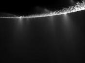 calor interior Encélado mayor esperado