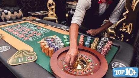 Trabajador de cabina de juegos -entre-las-profesiones-con-mayores-tazas-de-divorcios