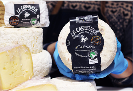LA NOCHE DEL QUESO EN EL MERCADO DE VALLEHERMOSO:MAS DE 125 VARIEDADES PARA DEGUSTAR LA NOCHE DEL QUESO EN EL MERCADO DE VALLEHERMOSO:MAS DE 125 VARIEDADES PARA DEGUSTAR