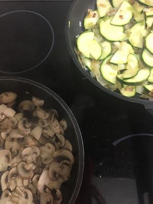 Frittata De Calabacín, Champiñones Y Queso Azul