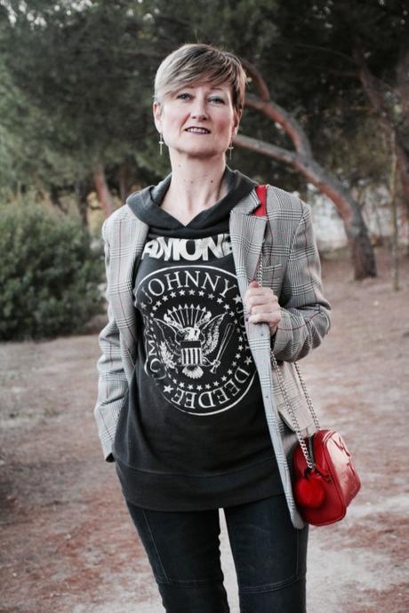 Otoño en Madrid sudadera ramones