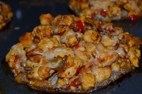 Apagallums rellenos de pollo y verduras gratinados al horno