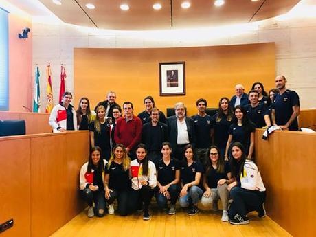 La Selección Española Femenina de Waterpolo, aterriza en dos Hermanas