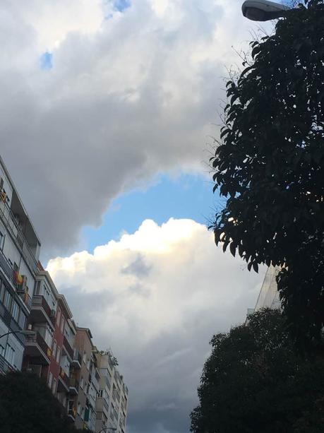 La imagen puede contener: nubes, cielo, exterior y naturaleza