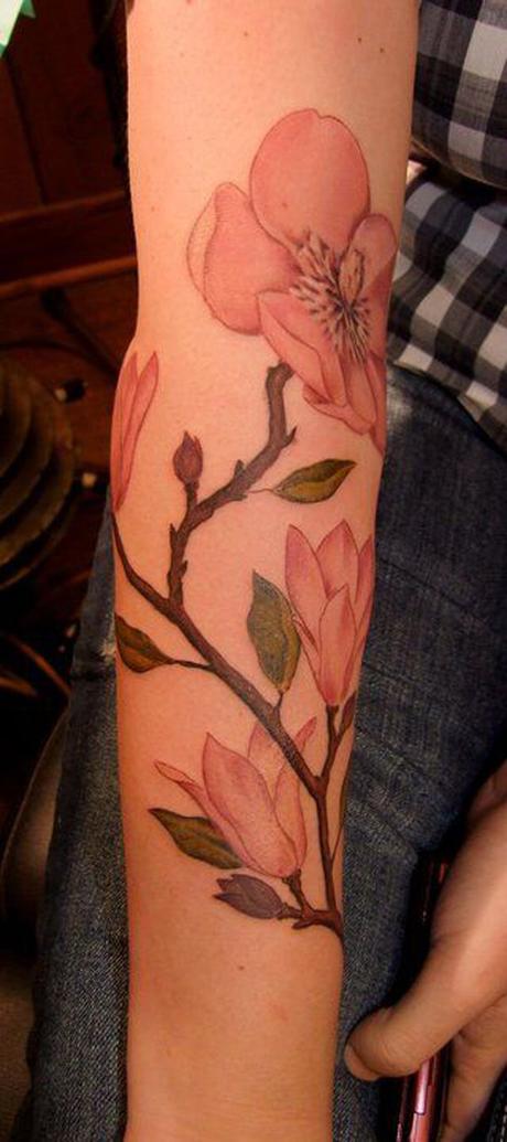 Ideas de Tatuajes para mujeres de magnolias rosadas