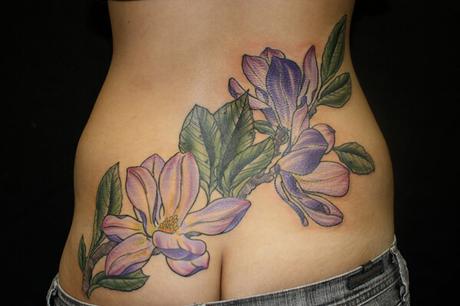 Ideas de Tatuajes para mujeres de magnolias rosadas