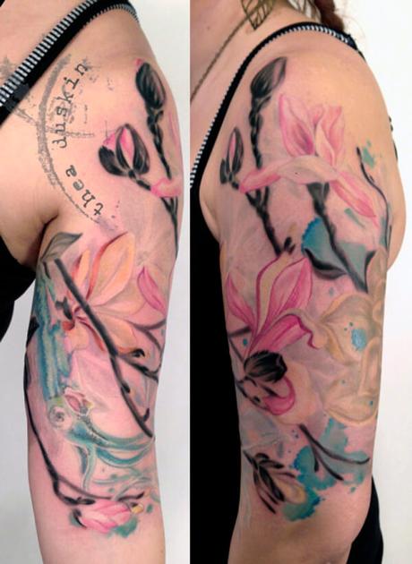 Ideas de Tatuajes para mujeres de magnolias rosadas