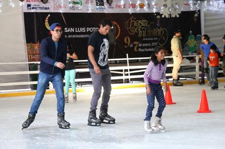Instalaran pista de hielo en Plaza de los Fundadores por temporada navideña