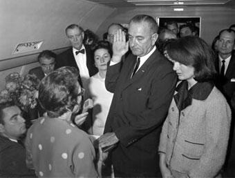 Biografía de JFK   {22 Nov 1963 - 2017}