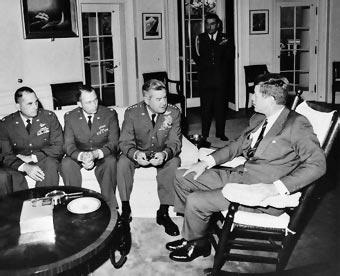 Biografía de JFK   {22 Nov 1963 - 2017}