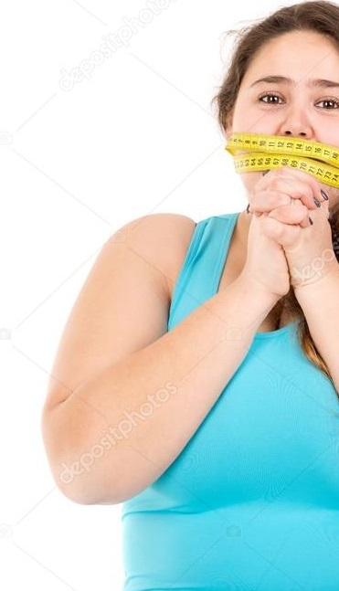 Anorexia y Bulimia gordita con metro