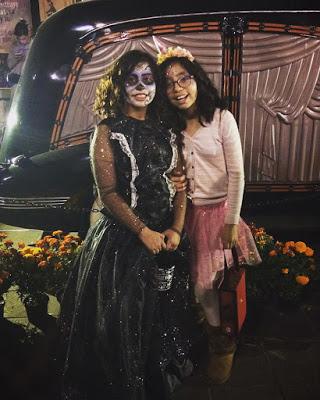 El primer Día de muertos y Halloween de Isa