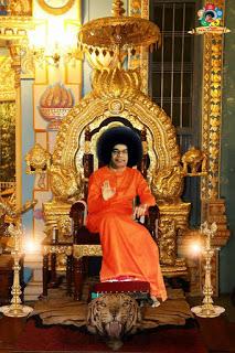 MUY FELIZ 92 ANIVERSARIO BHAGAVAN SRI SATHYA SAI BABA