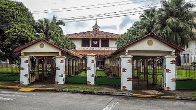 Hoy 23 se Celebra la Fundación del Glorioso Colegio José Guardia Vega.