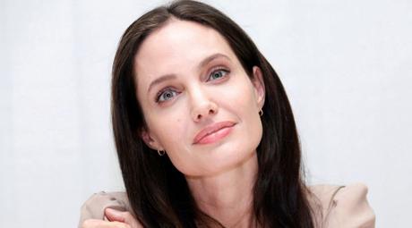 Angelina Jolie es fan de los insectos en su dieta y en la de su...
