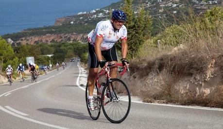 Como influye el peso de un ciclista al montar en bicicleta