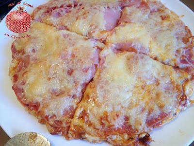 Pizza de lacón con salsa picante sin gluten Pizza de lacón con salsa picante sin gluten