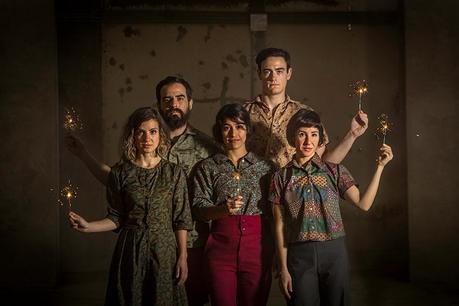 'Volátil': Acrobacias que hablan desde el cuerpo hacia fuera