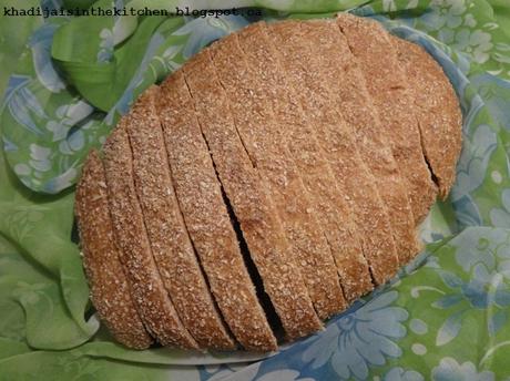 PAIN AU SON DE BLÉ / WHEAT BRAN BREAD / PAN CON SALVADO DE TRIGO / خبز بالنخالة