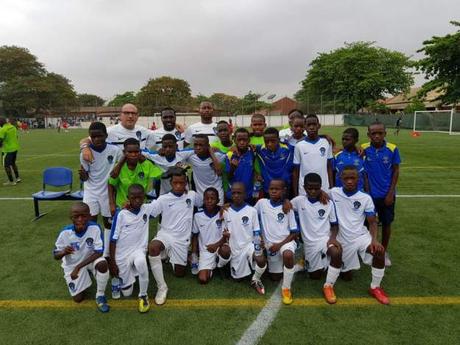 La Escuela de Fútbol Base AFA Angola a Semifinales Infantiles