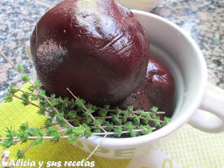 BRAZO SALADO DE REMOLACHA RELLENO DE QUESO