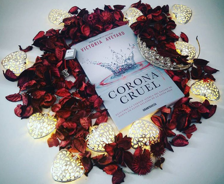 La Reina Roja #0. Corona Cruel, de Victoria Aveyard.