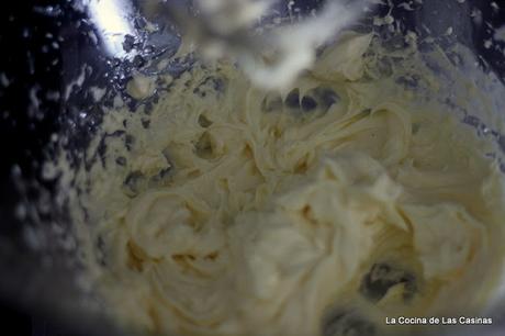 Merengues rellenos de Crema de Mantequilla