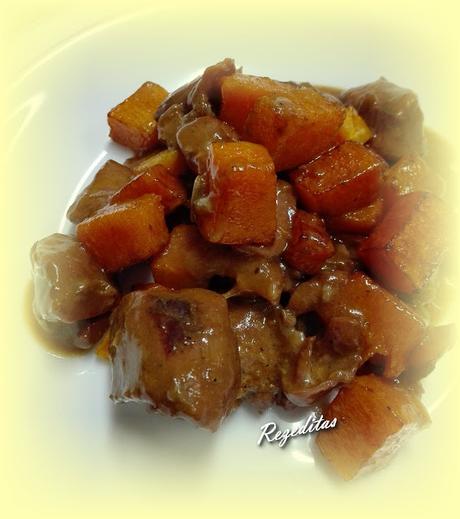 PAVO EN SALSA TERIYAKI CASERA CON CALABAZA ASADA PAVO EN SALSA TERIYAKI CASERA CON CALABAZA ASADA