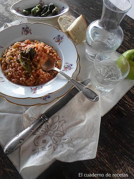 Arroz con tomate y pimientos fritos Arroz con Tomate & Pimientos Fritos