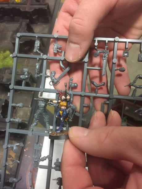 Una muestra de la compatibilidad de piezas Warhammer-Necromunda Una muestra de la compatibilidad de piezas Warhammer-Necromunda