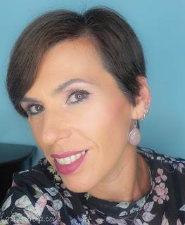 Maquillaje para una blusa estampada: Look radiant freesia 02 rostro 01
