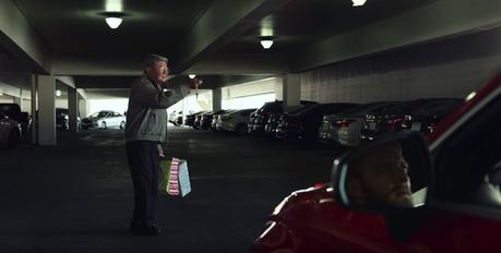 Audi nos lleva al infierno de aparcar en un centro comercial en Navidad en este divertido anuncio