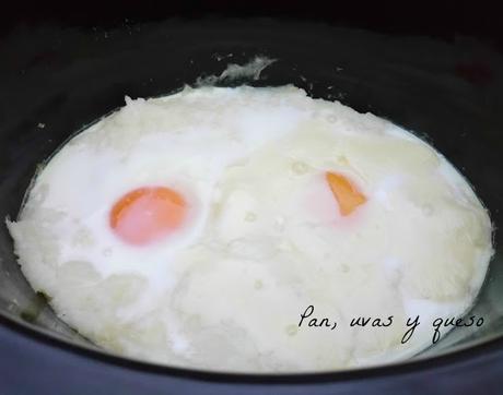 Huevos al plato con puré de patata (tradicional o Crock-Pot) Huevos al plato con puré de patata (tradicional o Crock-Pot)